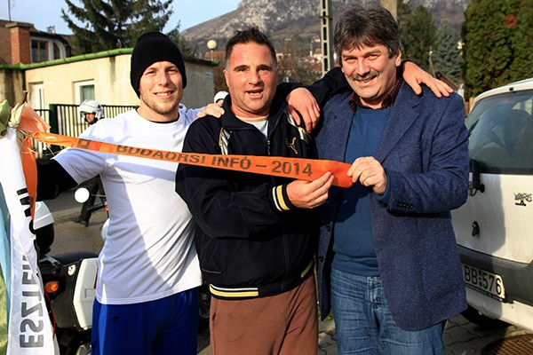 Kattintson, ha szeretné látni a többi képet!