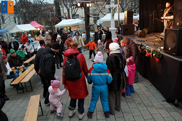 Kattintson, ha szeretné látni a többi képet!