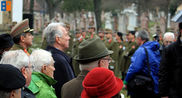 Kattintson, ha szeretné látni a többi képet!