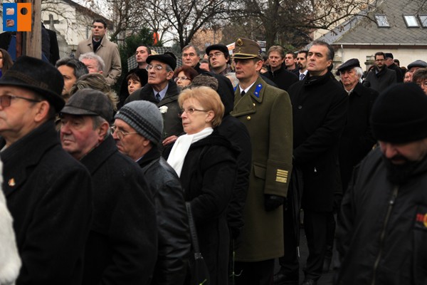Kattintson, ha szeretné látni a többi képet!