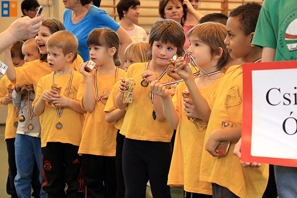 Kattintson, ha szeretné látni a többi képet!