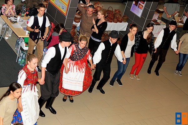 Kattintson, ha szeretné látni a többi képet!