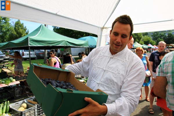 Kattintson, ha szeretné látni a többi képet!