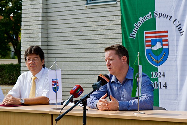 Kattintson, ha szeretné látni a többi képet!