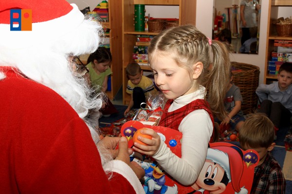 Kattintson, ha szeretné látni a többi képet!