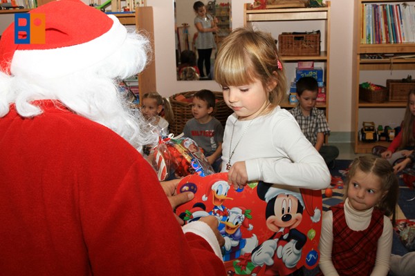 Kattintson, ha szeretné látni a többi képet!