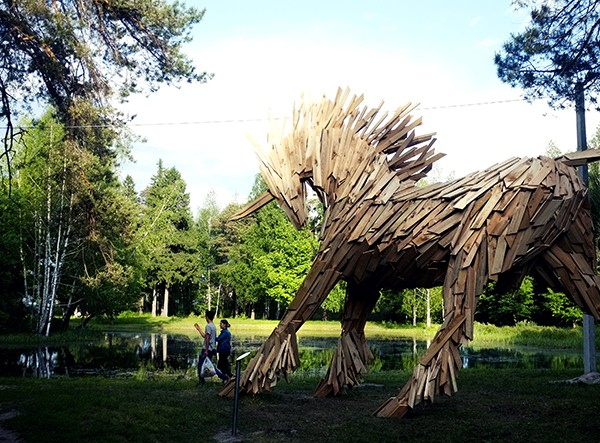 Kattintson, ha szeretné látni a többi képet!