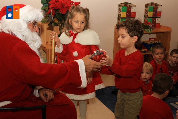 Kattintson, ha szeretné látni a többi képet!