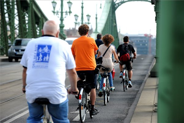 kerekpar_klub_bicikli_Budapest