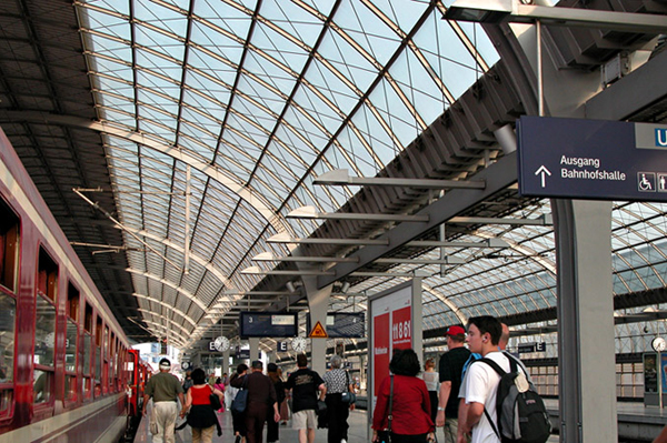 berlin_fopalyaudvar_vasutallomas