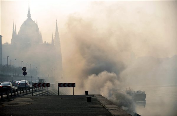 szmog_legszennyezes_szallo_por_Budapest