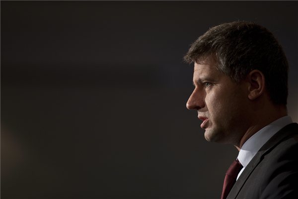 Szatmary_Kristof_NGM_allamtitk0