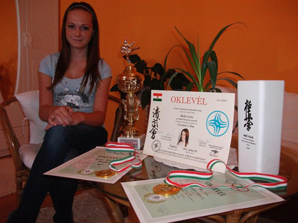 sumegi_Bodis_Greta_fekete_oves_karatezo