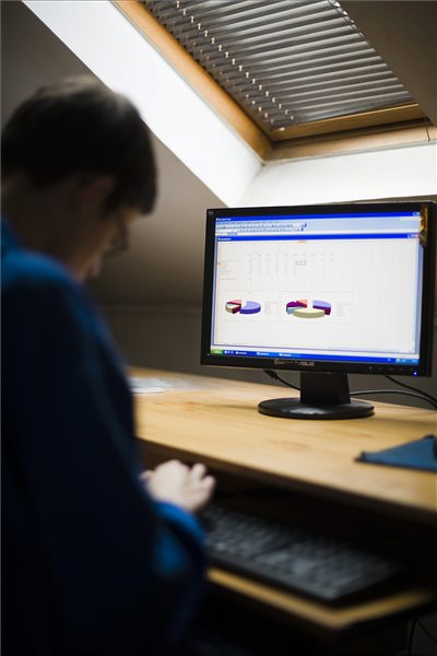 szamitogep_informatika_szoftver_programozas