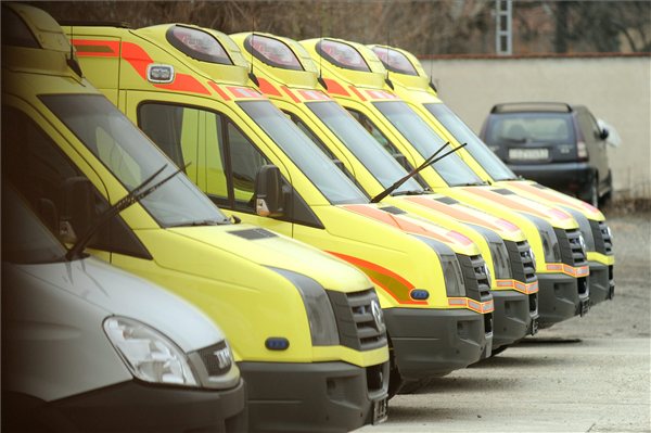 uj_mentoautok_mentok