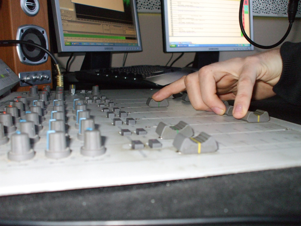 Budaors_Radio_ilusztr0