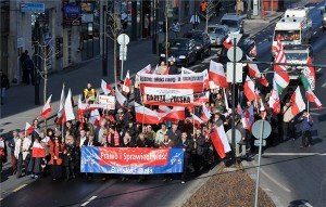 lengyel_unnepi_menet_Bekemenet_2012_marc15_2