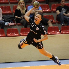 kezis_lanyok_Budaors