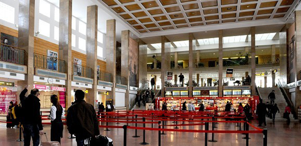 1_terminal_Budapest_bezar