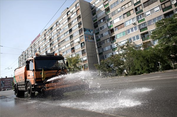 0_hoseg_idojaras_Budapest_locsolas