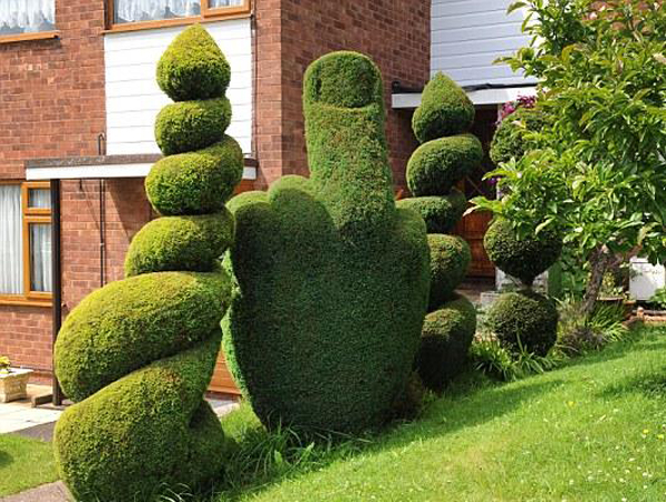 beint_a_bokorszobor_0