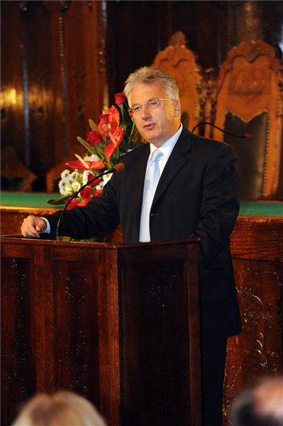 semjen_zsolt_szabadka2012_0