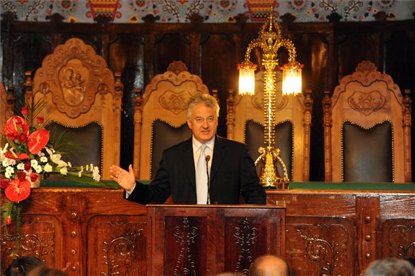 semjen_zsolt_szabadka2012_1