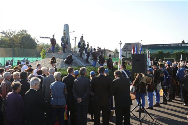 aradi_vertanuk_2012_megemlekezes