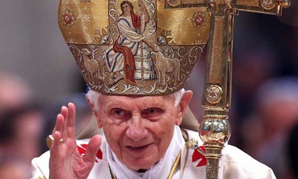 pope_benedict_xvi_benedek_papa