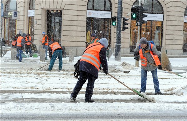 havazas_budapest_tel_2013marc27_homunkasok_bartok_b_ut