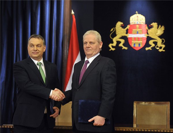 orban_v_tarlos_i_budaprst2013marc8