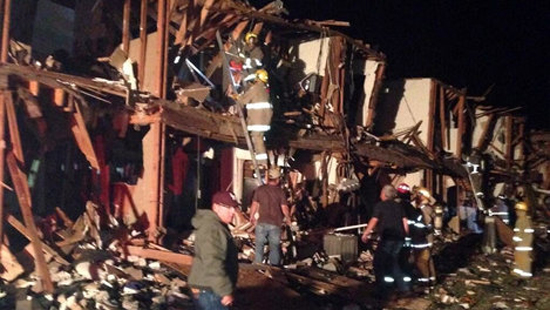 Texas_mutragyagyar_robbanas_03