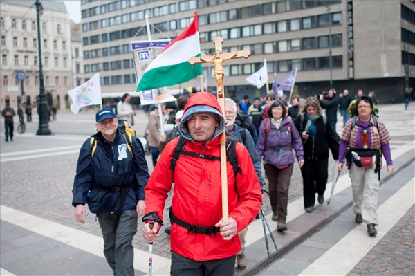 gyalogos_zarandoklat_csiksomlyo2013