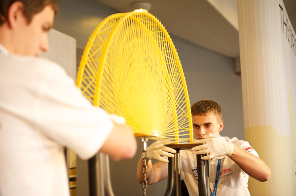 tesztahid_vilagrekord2013