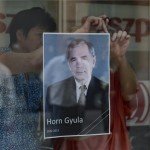 horn_gyula_halala_mszp_szekhaz_2013jun19