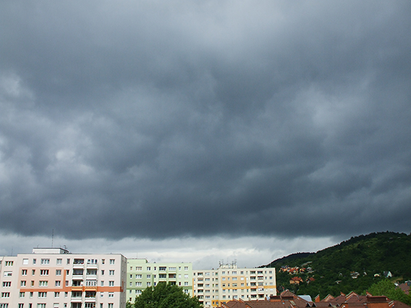 vihar_viharfelhok_budaors_lakotelep_eso_idojaras_03_2013jun