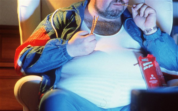 nassolas_tevezes_lustalkodas_sos_palcika_eletmod