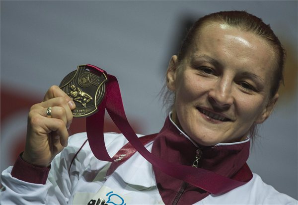 birkozo_vb_2013_sastin_marianna_arany