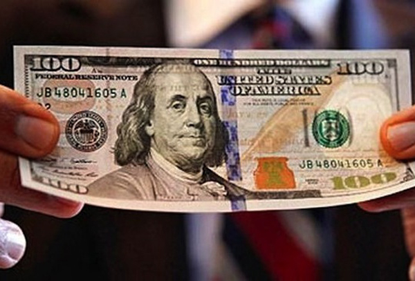 uj_szaz_dollaros_2013