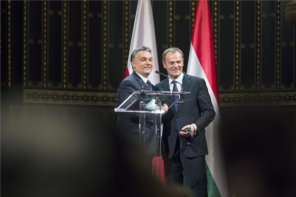 orban_v_donald_tusk_2014jan