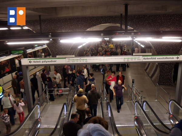 bkk_m4_metro_szent_gellert_ter_2014marc30