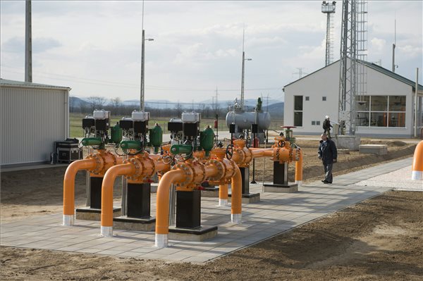 foldgaz_halozat_magyar_szlovak_osszekapcsolas_2014marc