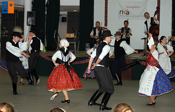 szelrozsa_fesztival_tanchaz