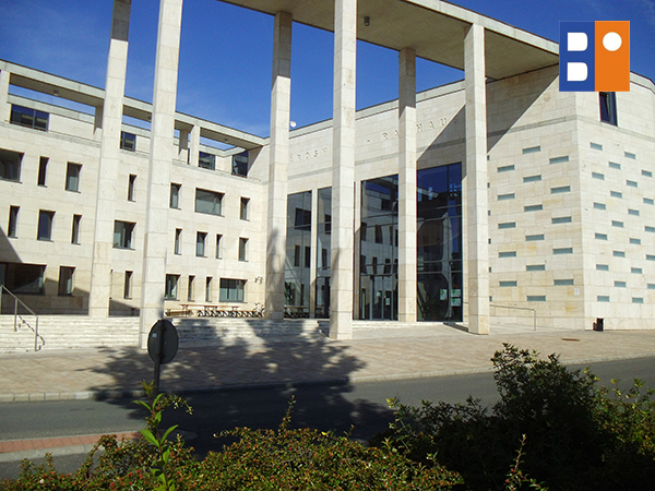 varoshaza_budaors_2014maj