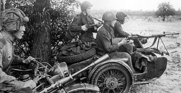 voros_hadsereg_haboru