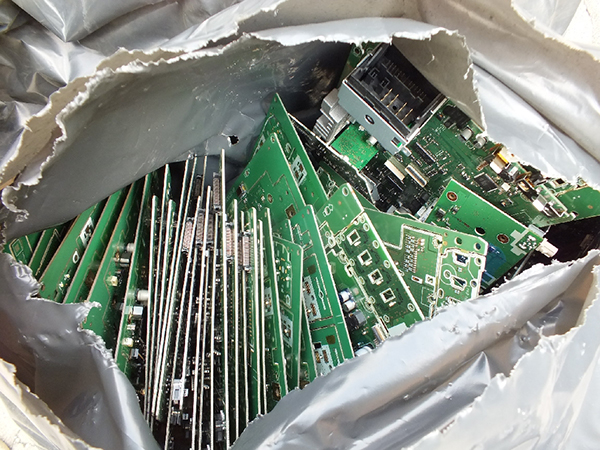 aramkorok_szinesfemet_loptak