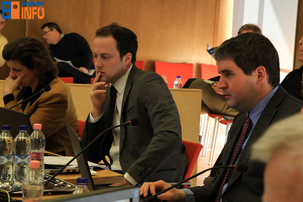 15_aprilis_22_kepviselo_testulet