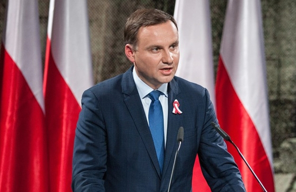 Andrzej_Duda_uj_lengyel_elnok_2015maj