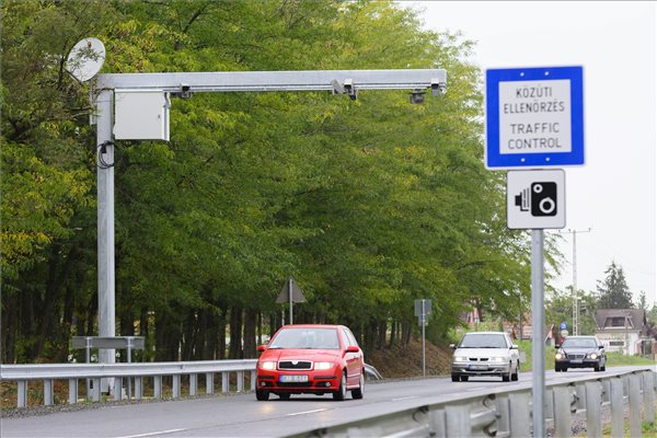 veda_komplex_kozlekedesi_ellenorzo_pont2_traffipax_2015