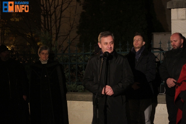 2015_adventi_gyertyagyujtas9